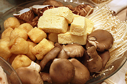 Mushrooms and Tofu for Hot Pot